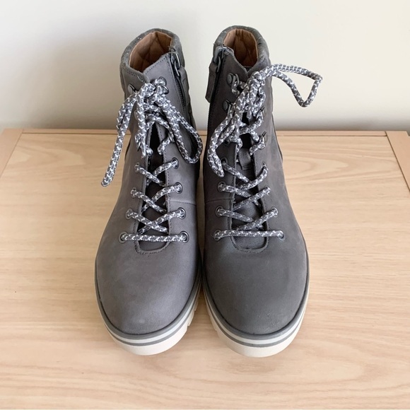 Caslon Henley Leather Water Resistant Lace Up Grey Quilted Ankle Lug Sole Bootie - Picture 11 of 16